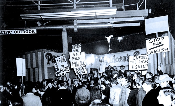 Sunset-Strip-Riots-1966-resize-3